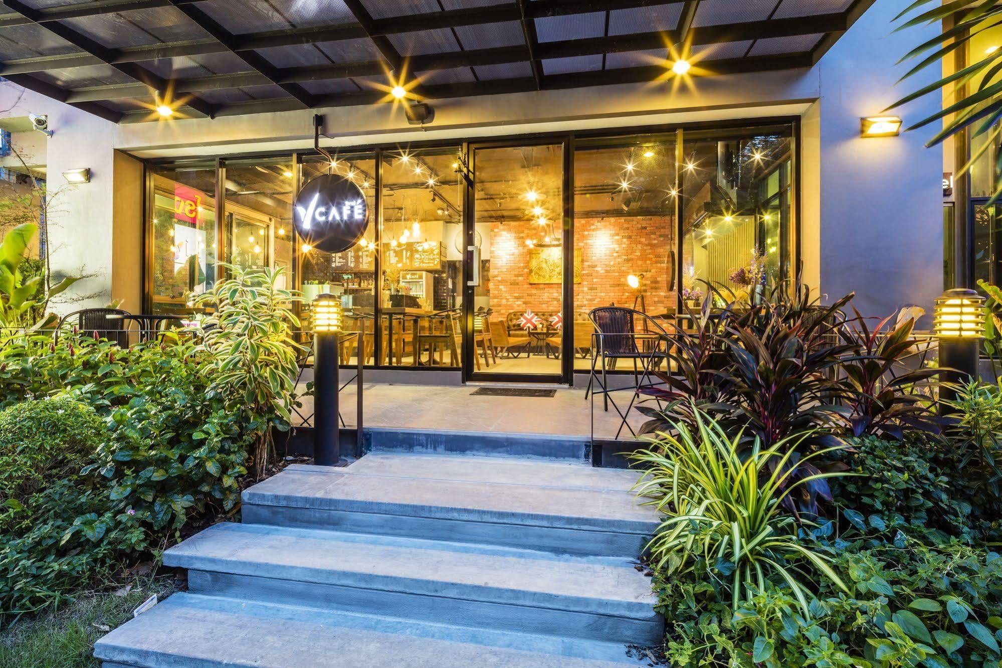 曼谷叻抛利沃特尔酒店 酒店 曼谷